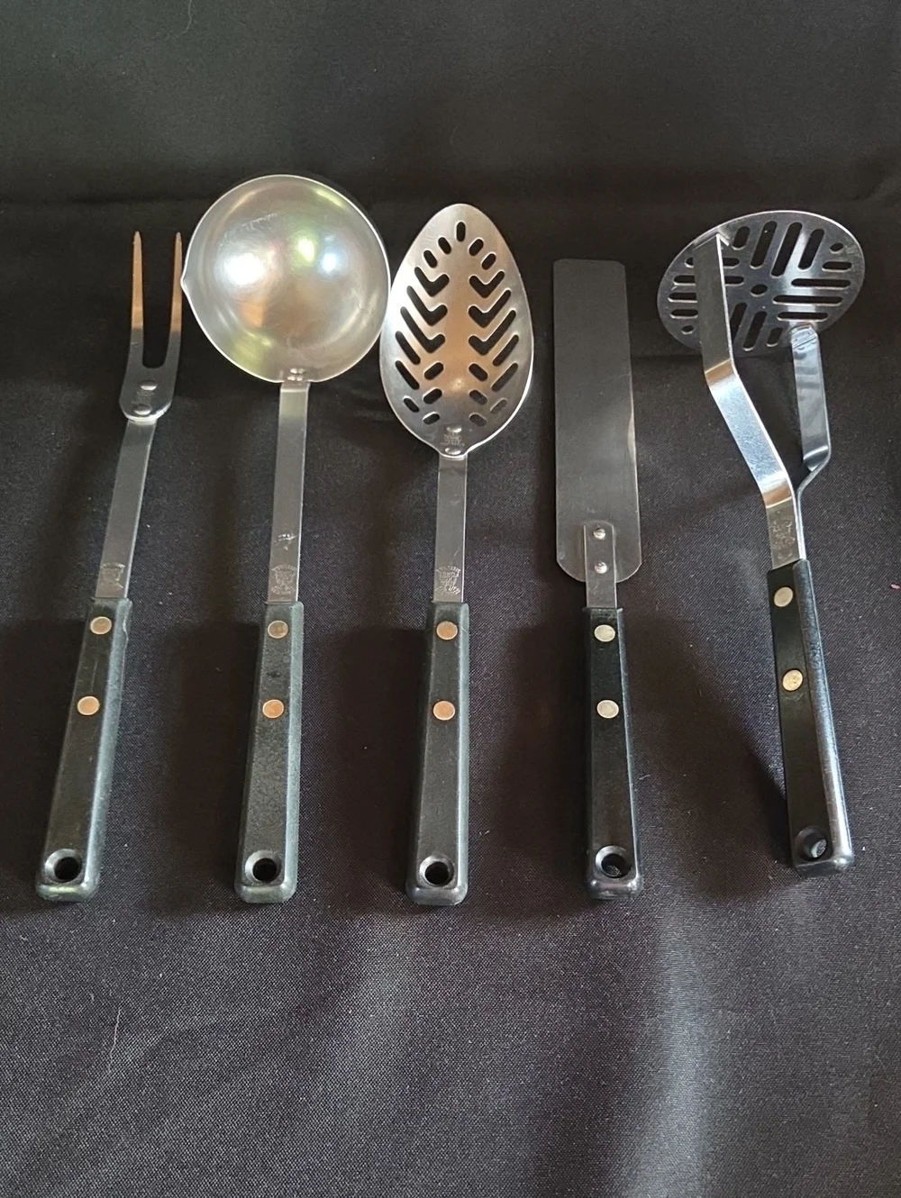 EKCO Forge 5 Piece Untensil Set